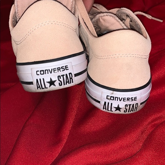 Converses - Picture 5 of 5